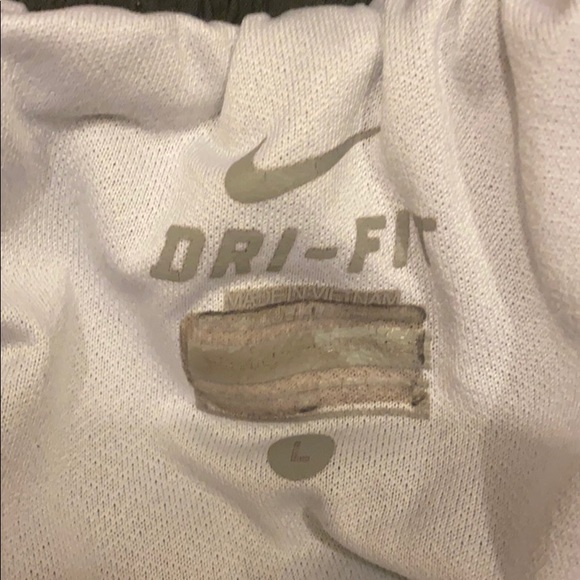 Gray nike shorts with neon yellow/green lining - Picture 3 of 3